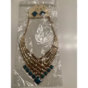 4/$20 Green & Gold Statement Necklace & Earring Set